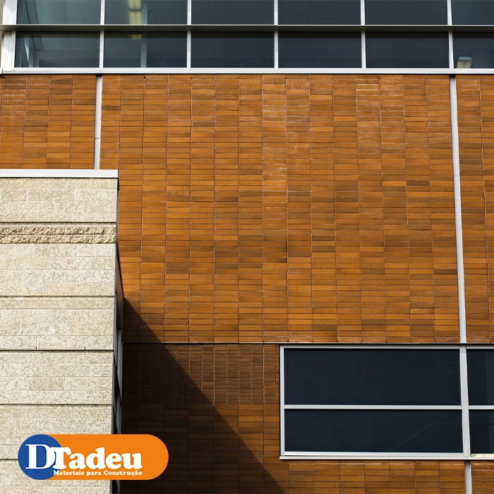 Revestimentos para paredes e fachadas