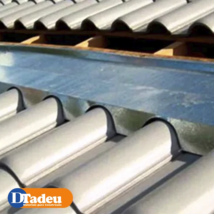Rufo metálico para telhado